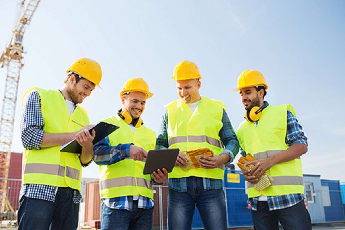 فريق عمل كي إيه كي ديزاين المحترف